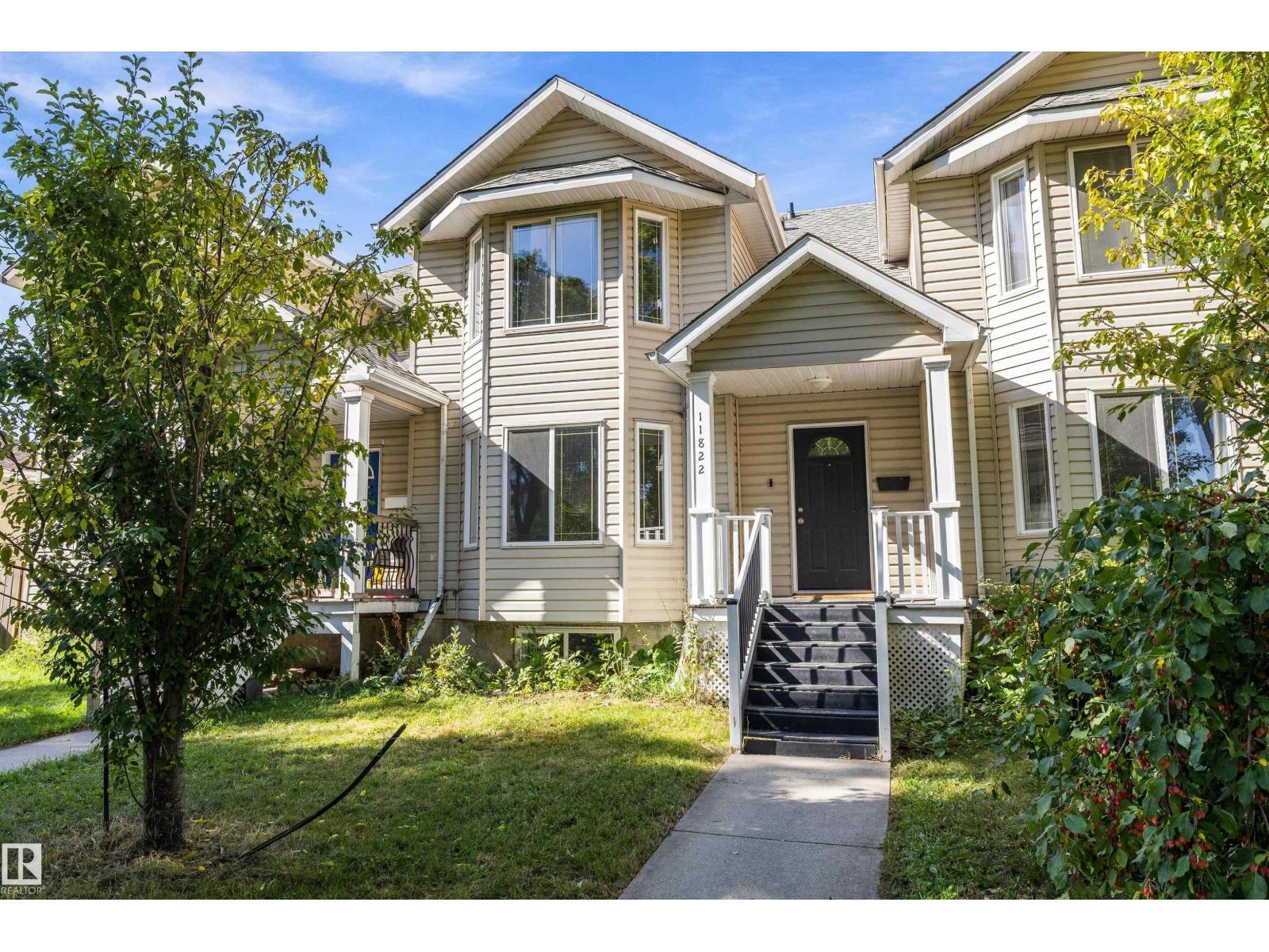 11822 47 ST NW - 1