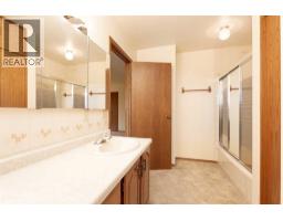 262 Fairway Drive, Coaldale, AB T1M1H3 Photo 22