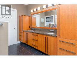 526 Bayview Pl, Duncan, BC V9L5X7 Photo 19