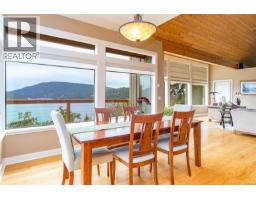 Living room - 526 Bayview Pl, Duncan, BC V9L5X7 Photo 9