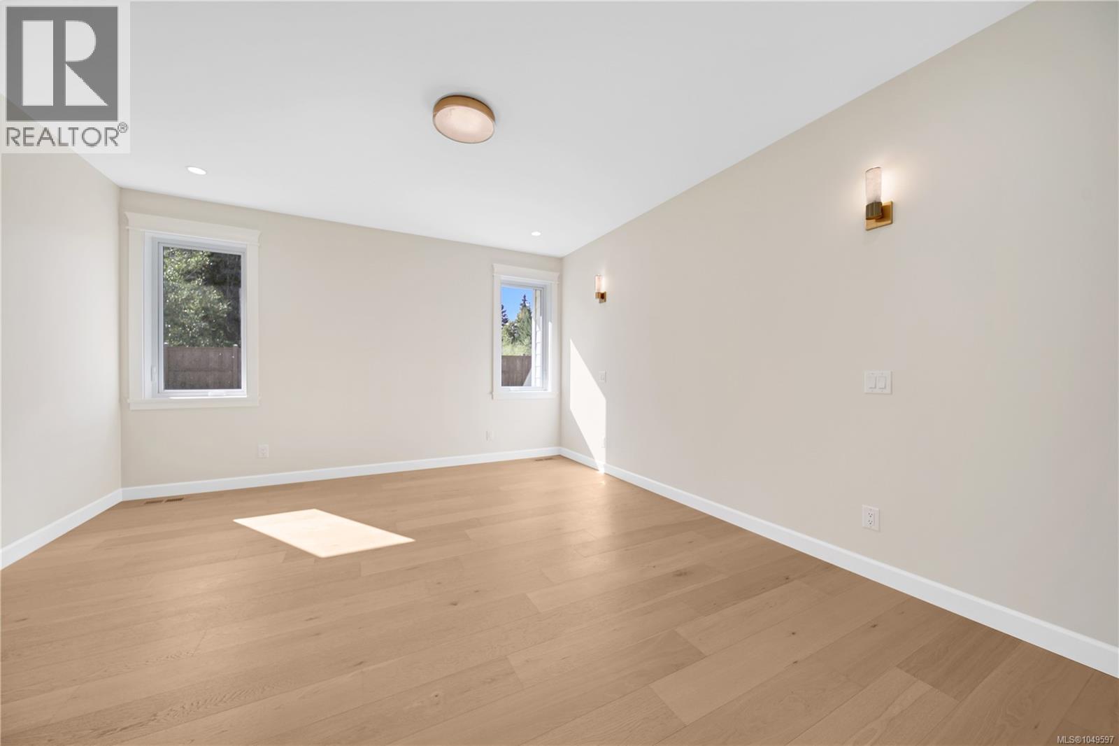 2780 Burde St - Image 33