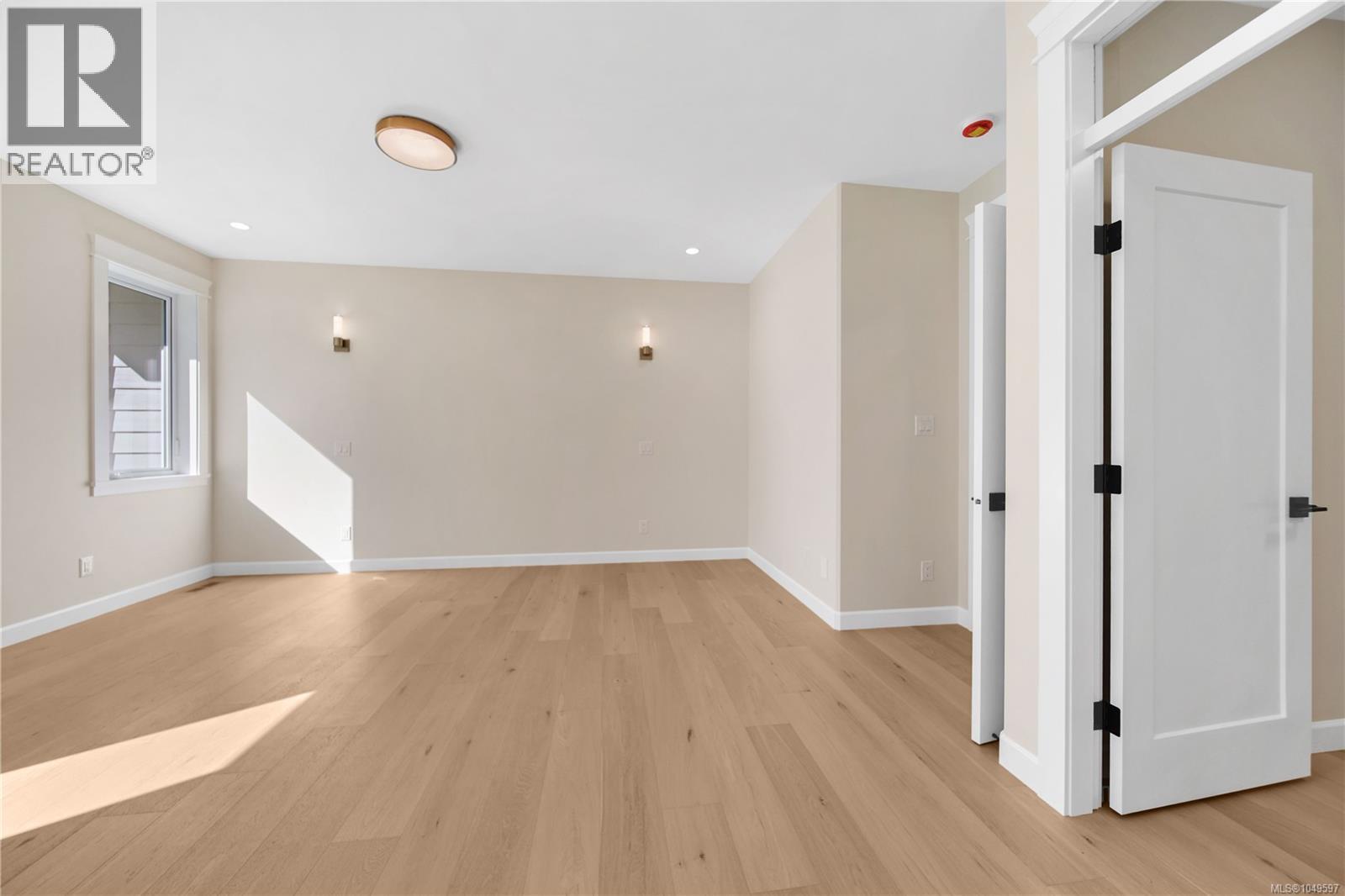 2780 Burde St - Image 34