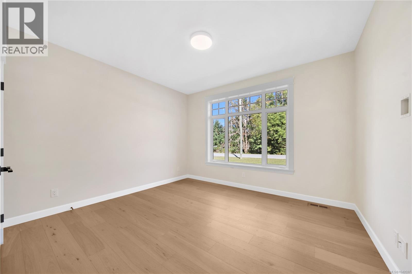 2780 Burde St - Image 42