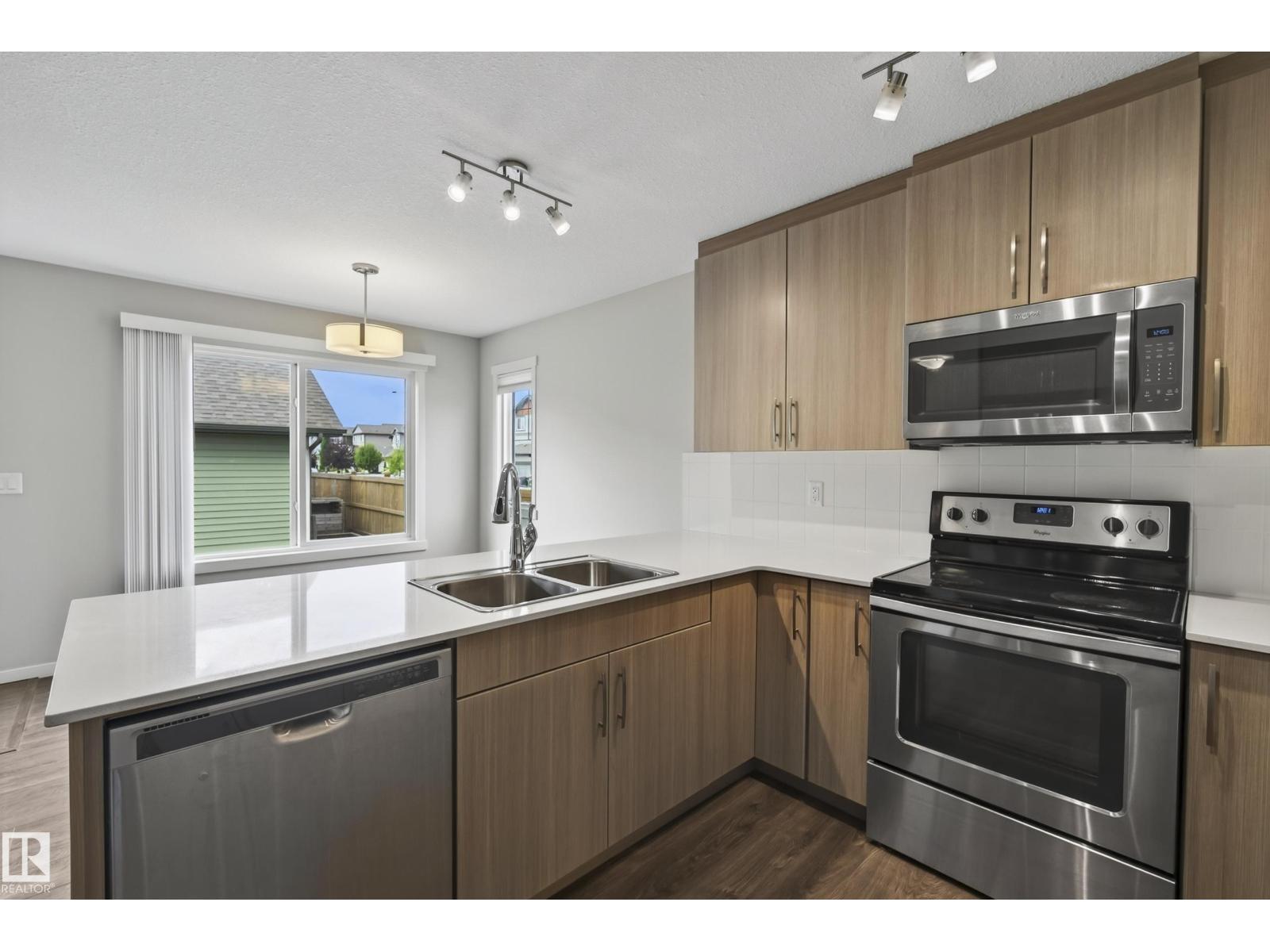 1204 163 ST SW - 16