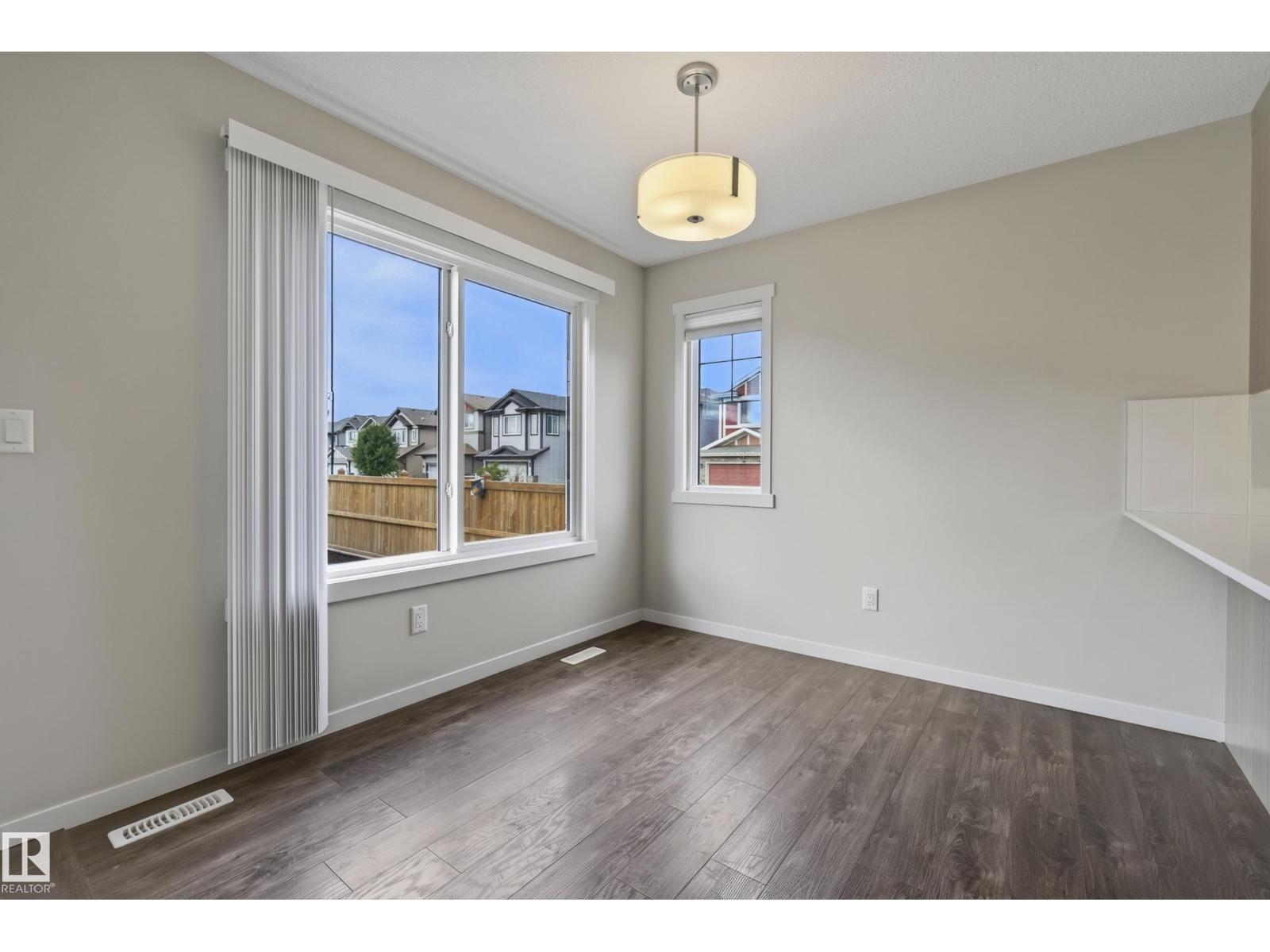 1204 163 ST SW - 18