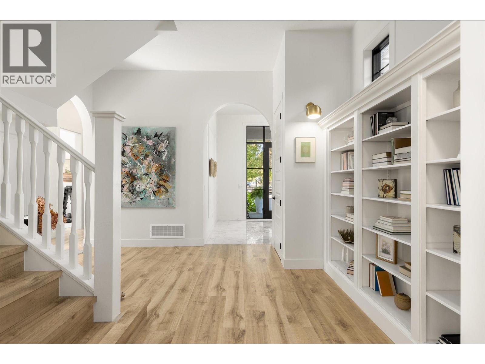 2053 Long Street - Image 8