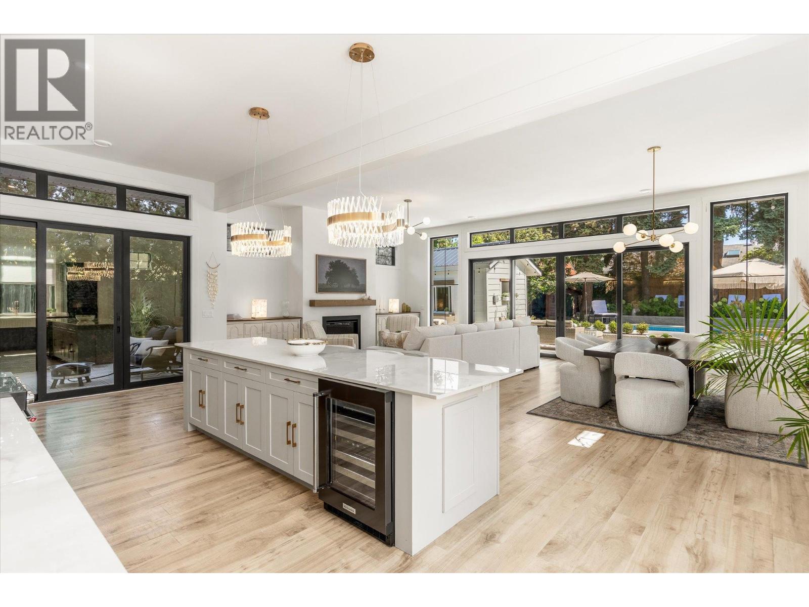 2053 Long Street - Image 15