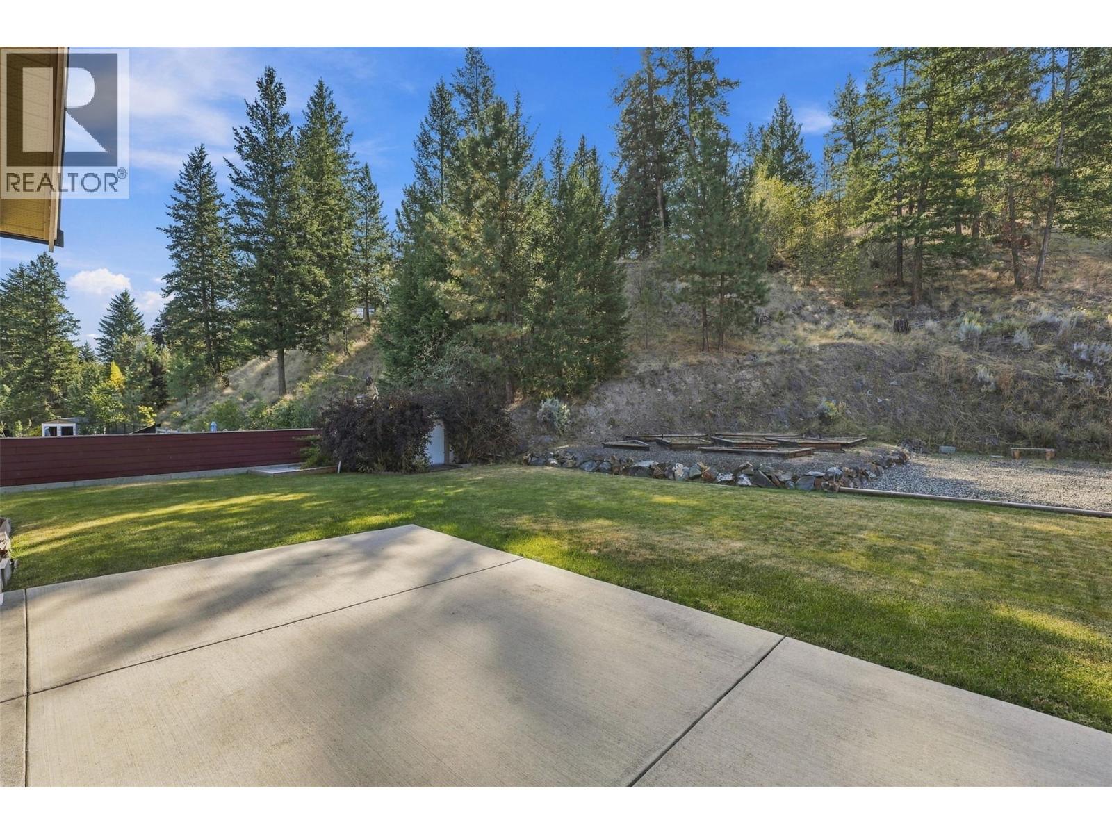 1933 Galore Crescent - 43