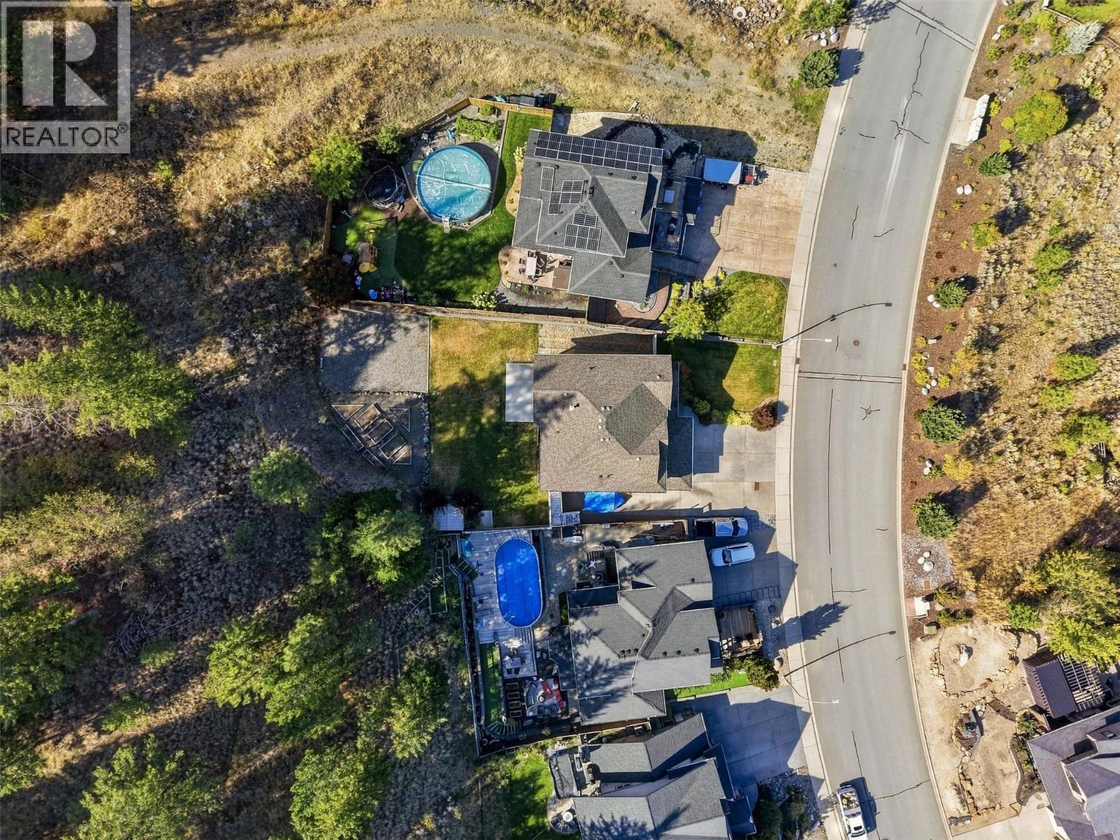 1933 Galore Crescent - 58