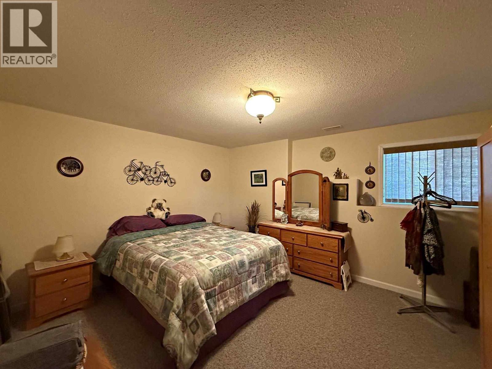 340 Robson Place - Image 13