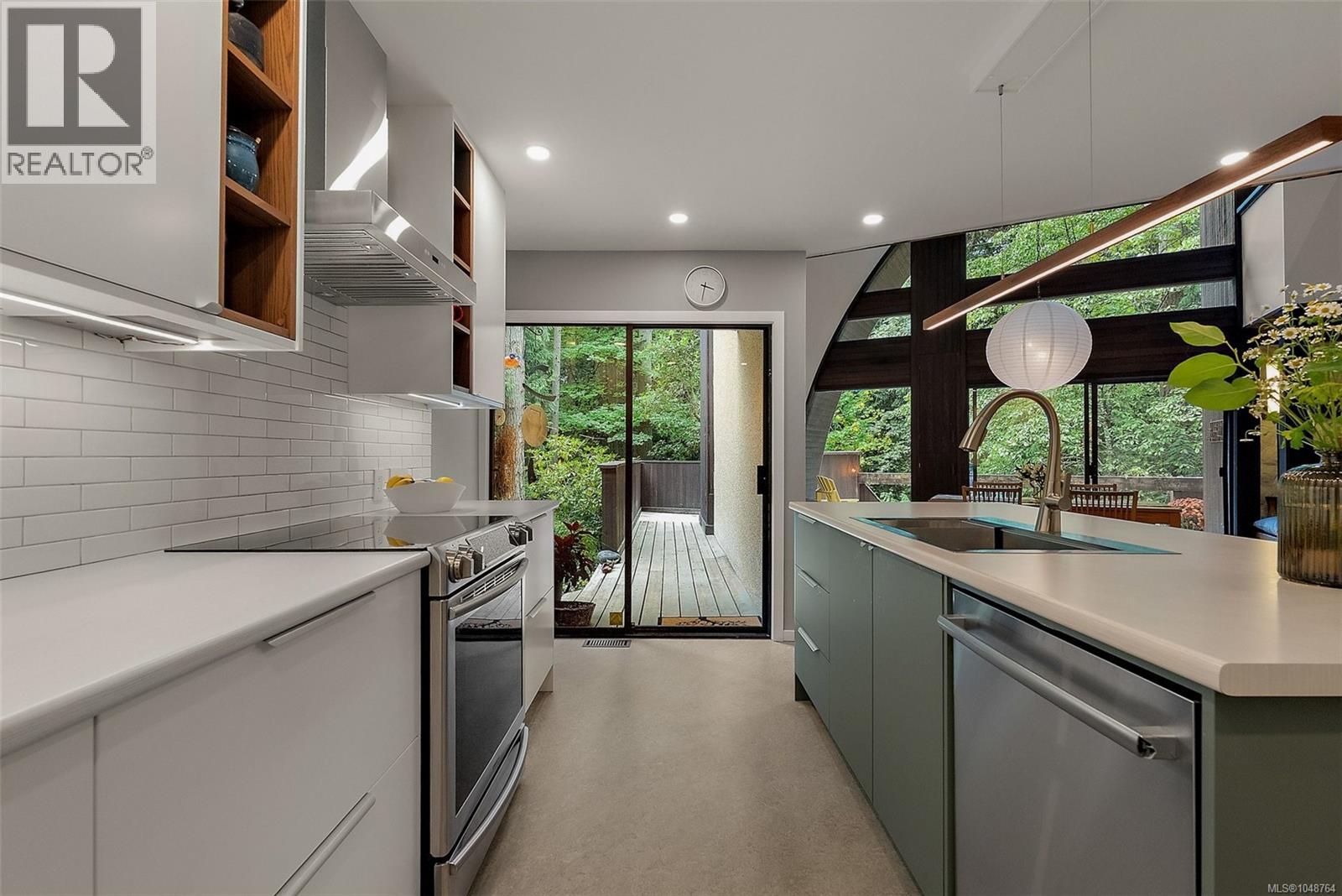 5748 West Saanich Road, Saanich