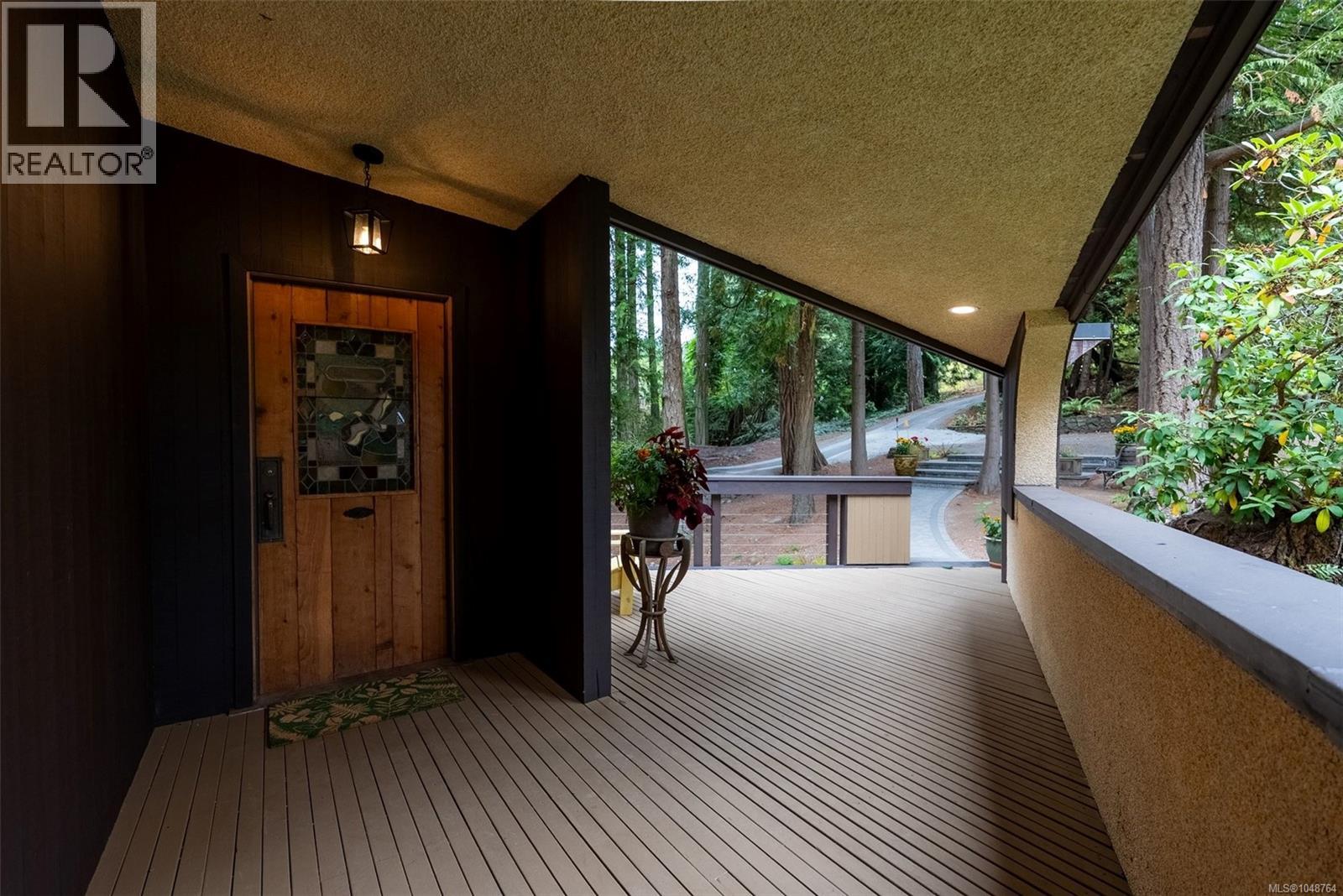  5748 West Saanich Road, Saanich