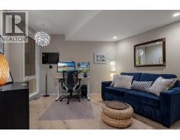 5748 West Saanich Rd, Saanich, BC V9E2G1 Photo 31