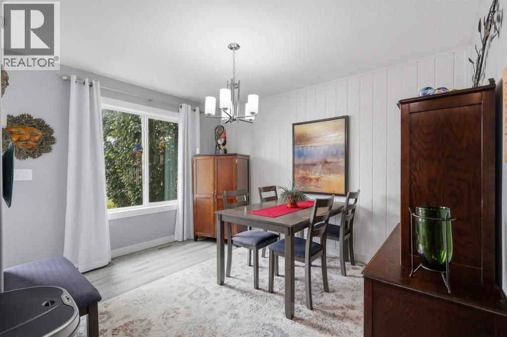 14 Hawthorn Place, Sylvan Lake