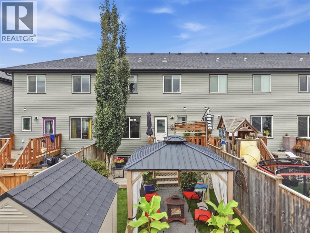 14 Hawthorn Place, Sylvan Lake
