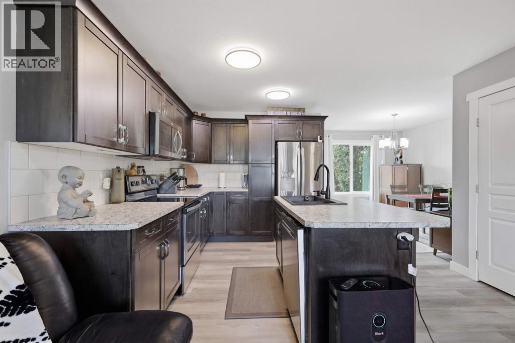 14 Hawthorn Place, Sylvan Lake