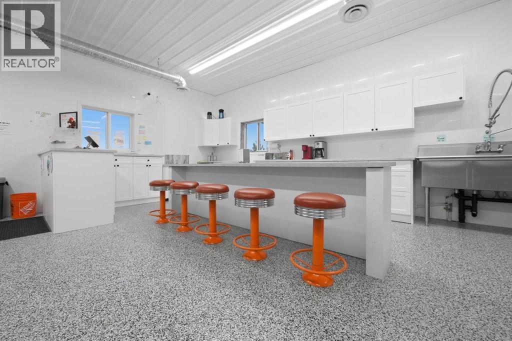 241 Bay View Street, Rochon Sands — photo 27