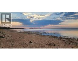 241 Bay View Street, Rochon Sands, AB T0C3B0 Photo 6