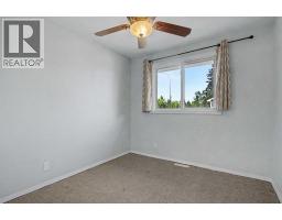 2444 Woodview Drive Sw, Calgary, AB T2W4X7 Photo 16