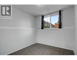 2444 Woodview Drive Sw, Calgary, AB T2W4X7 Photo 20