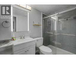 2444 Woodview Drive Sw, Calgary, AB T2W4X7 Photo 21