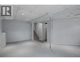 2444 Woodview Drive Sw, Calgary, AB T2W4X7 Photo 23
