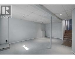 2444 Woodview Drive Sw, Calgary, AB T2W4X7 Photo 24