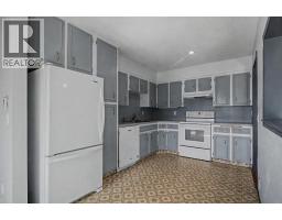 3pc Bathroom - 2444 Woodview Drive Sw, Calgary, AB T2W4X7 Photo 8