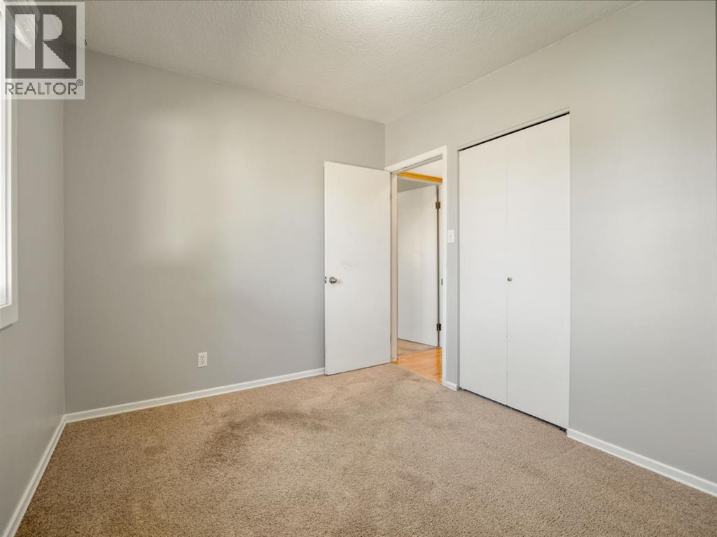 3302 20th Avenue S - 25
