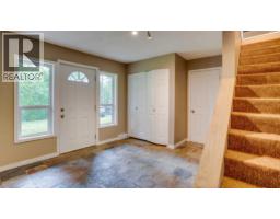Living room - 454 Grandview Bench Road, Salmon Arm, BC V1E2Y4 Photo 9