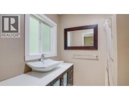454 Grandview Bench Road, Salmon Arm, BC V1E2Y4 Photo 32
