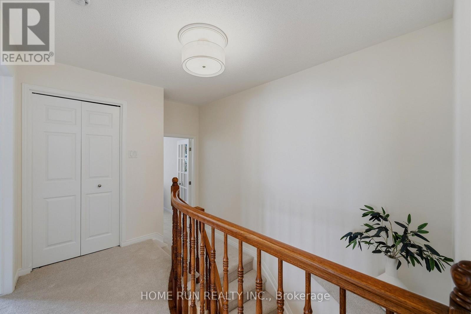 12 ANGUS DRIVE - 29
