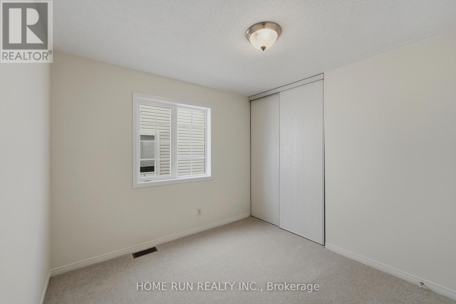 12 ANGUS DRIVE - 41