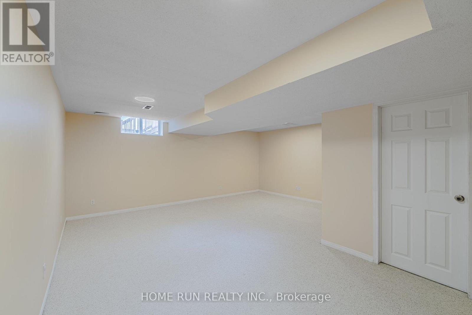 12 ANGUS DRIVE - 46