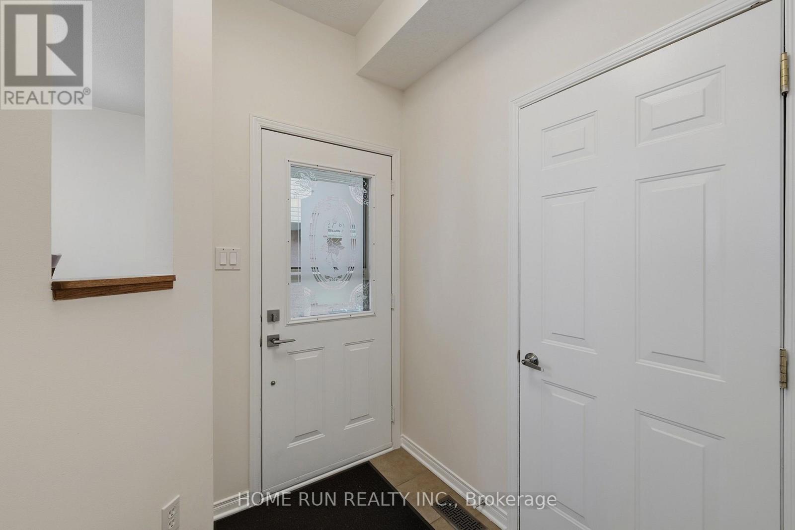 12 ANGUS DRIVE - 7