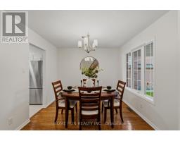 12 Angus Drive, Ottawa, ON K2L4E6 Photo 9