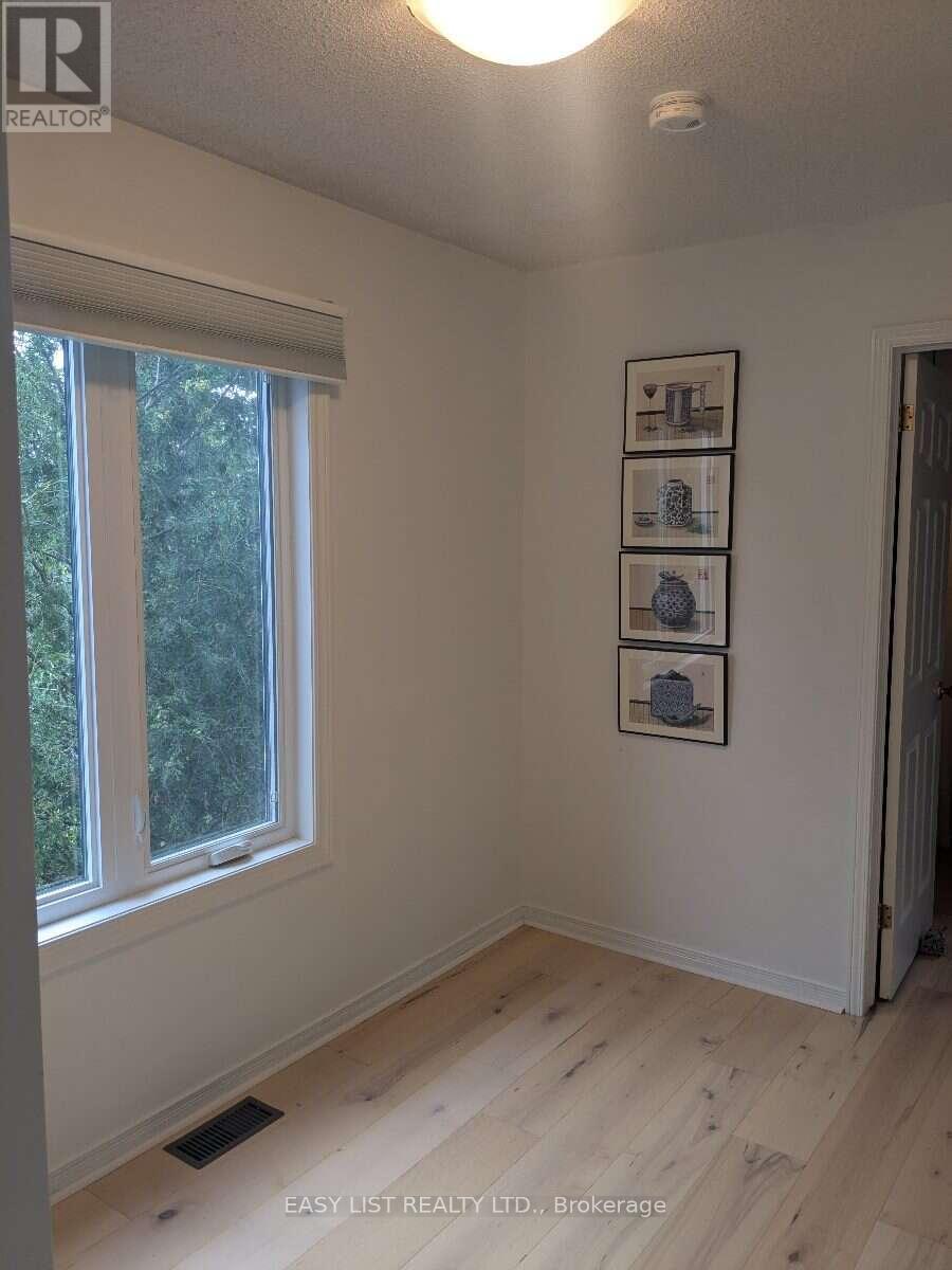2 Bed, 2 Bath House for Sale in Ottawa – 1 – 817 HIGH STREET, Ottawa – MLS# X13803588 - Image 11