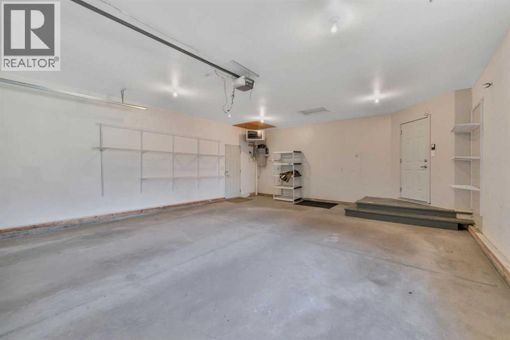 Listing photo – 50 Langford Crescent, Red Deer