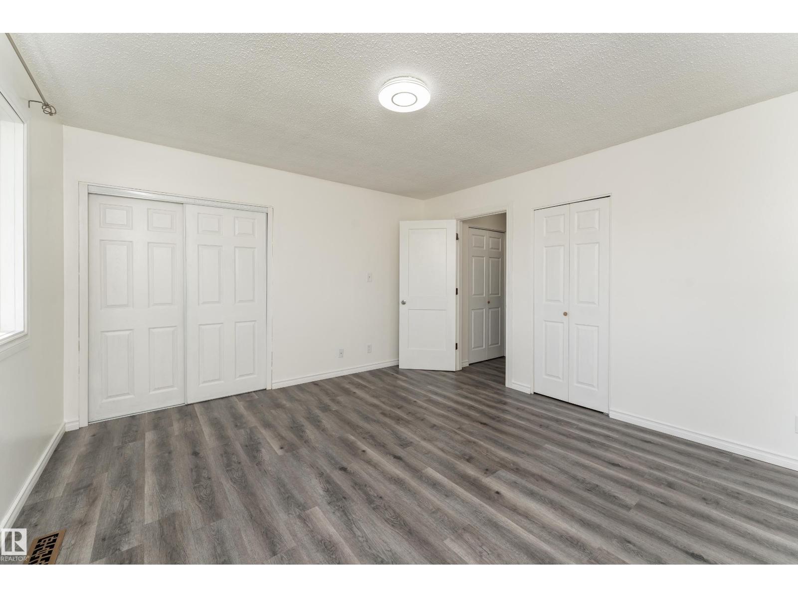 11363 22 AV NW - 19