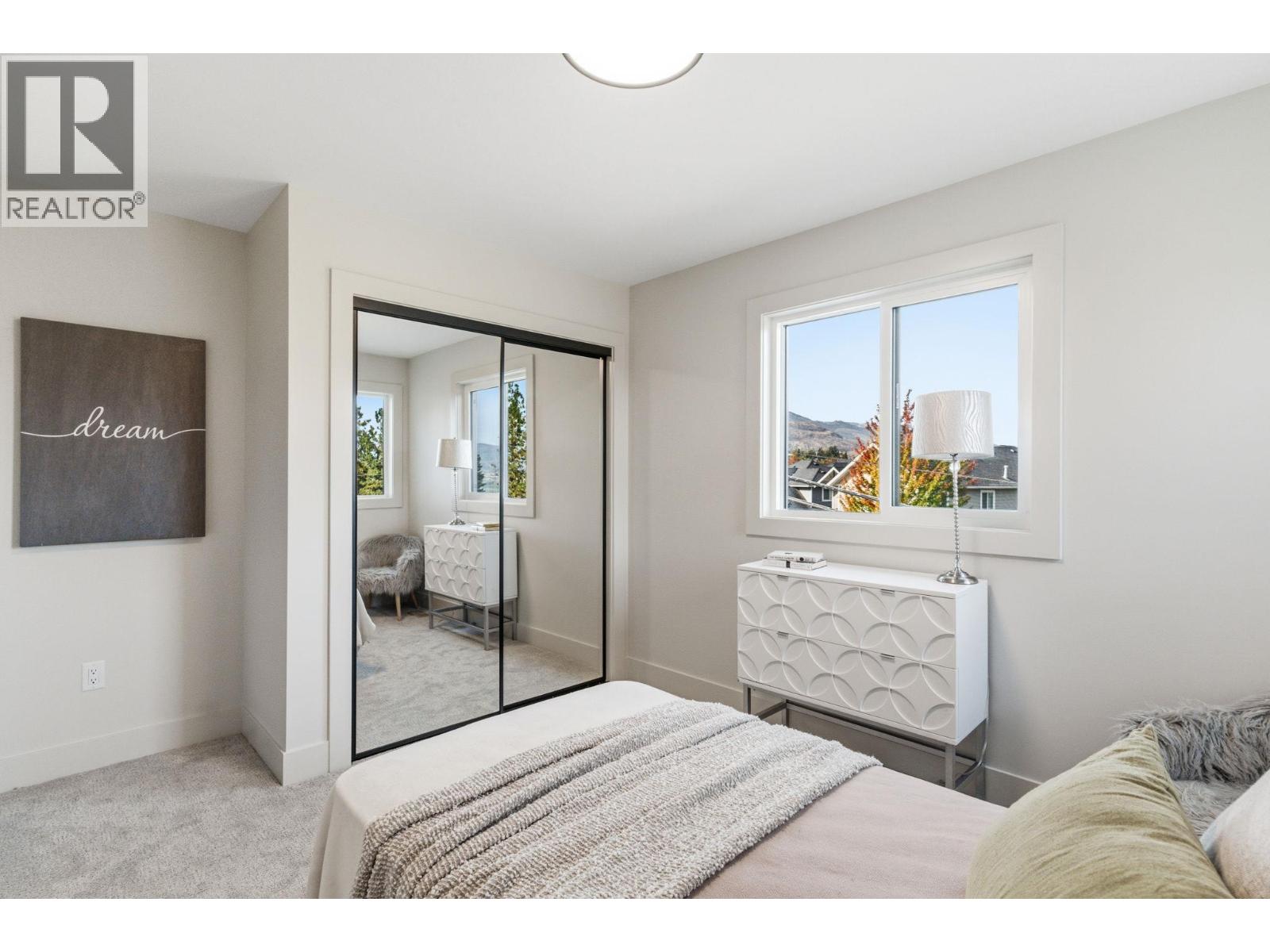 485 Sheila Crescent - 34