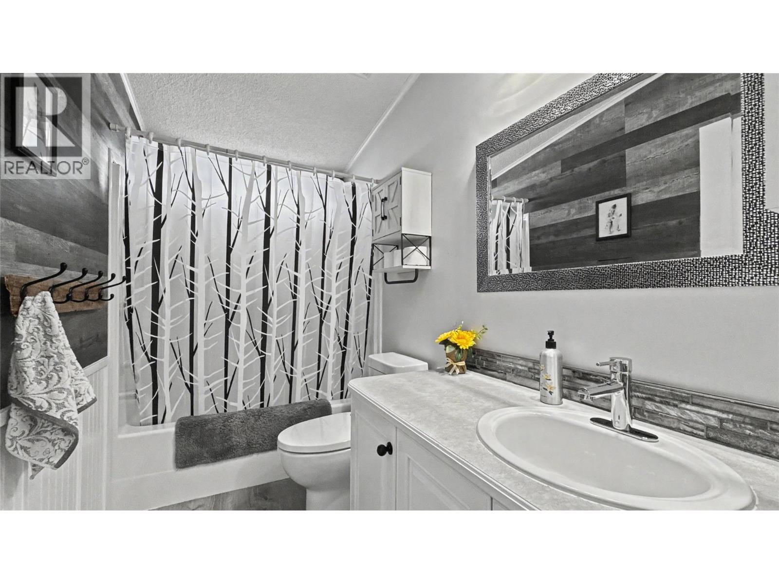 355 MISSION Crescent - 19