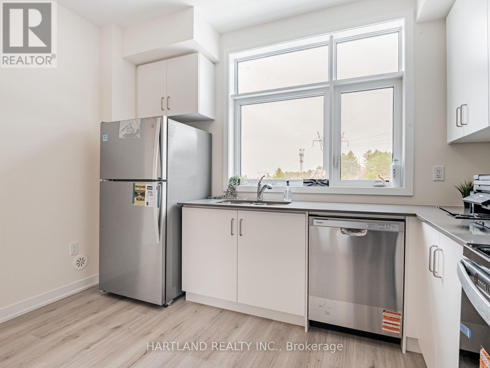 #104 1695 DERSAN STREET - 8