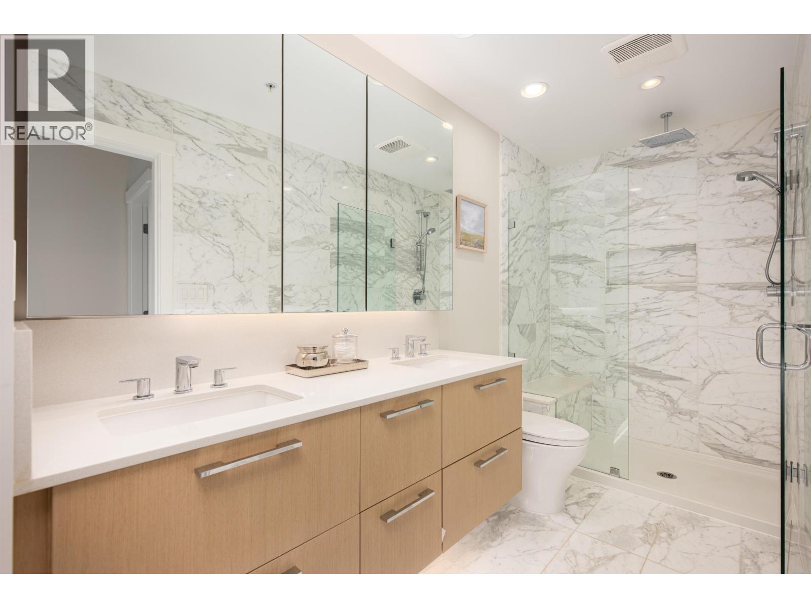 523 3563 ROSS DRIVE, Vancouver