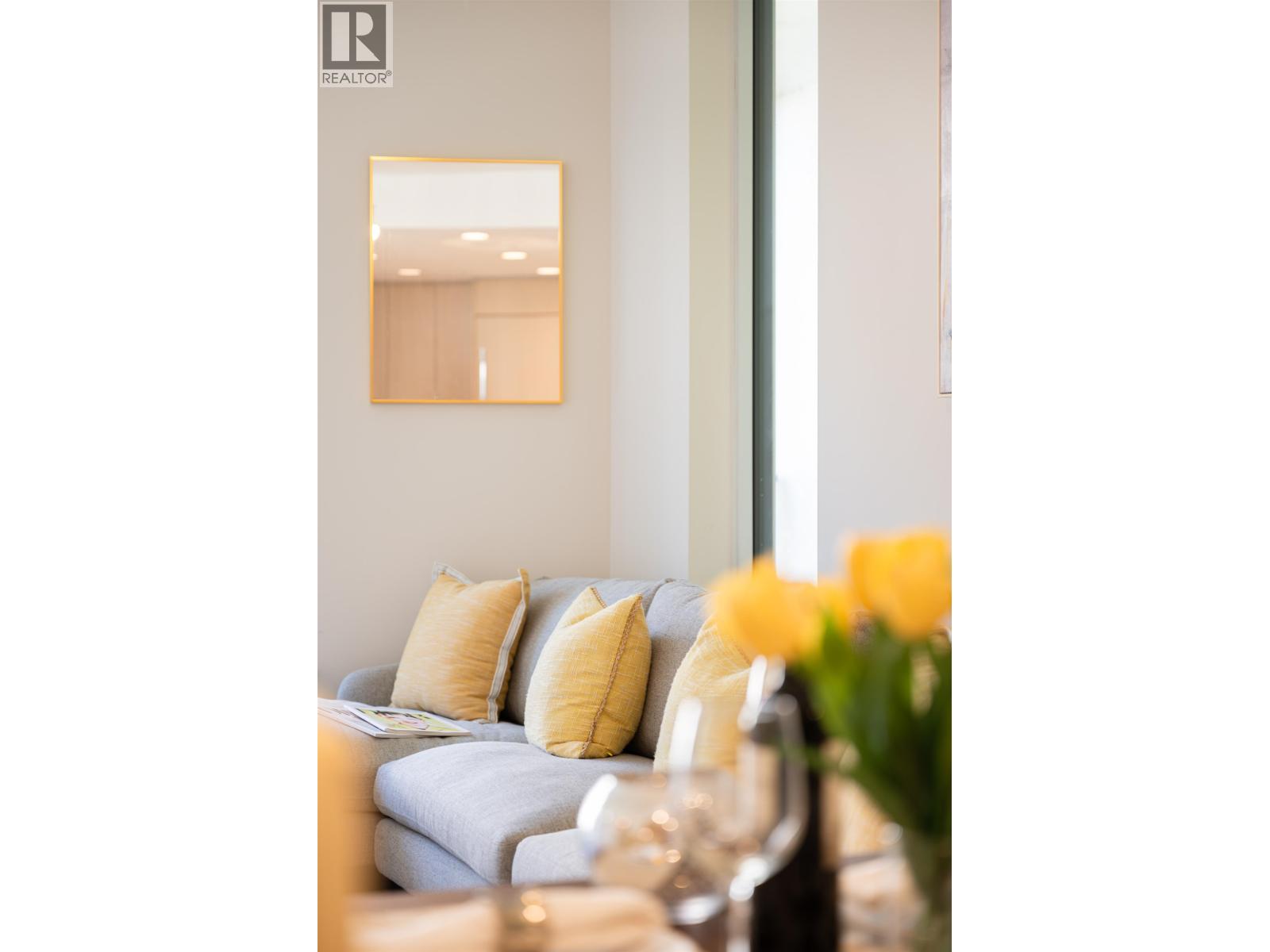523 3563 ROSS DRIVE, Vancouver