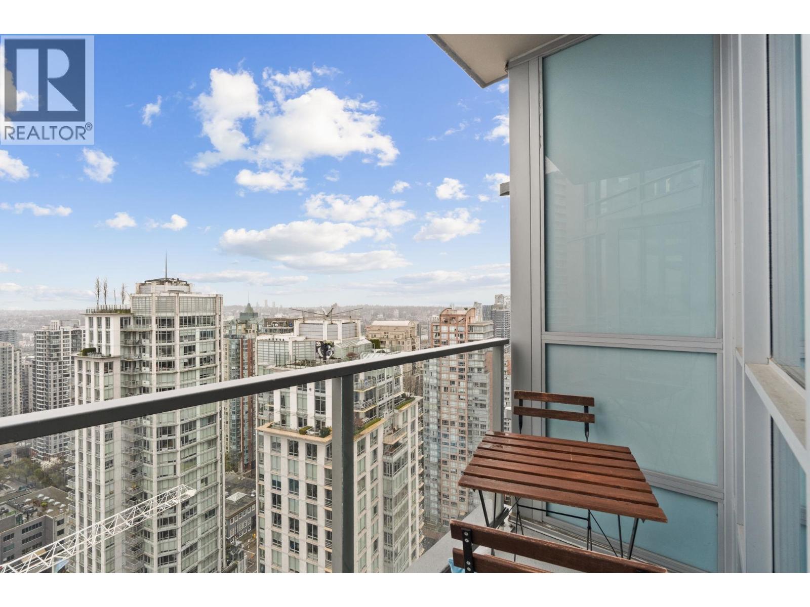 3104 833 SEYMOUR STREET, Vancouver