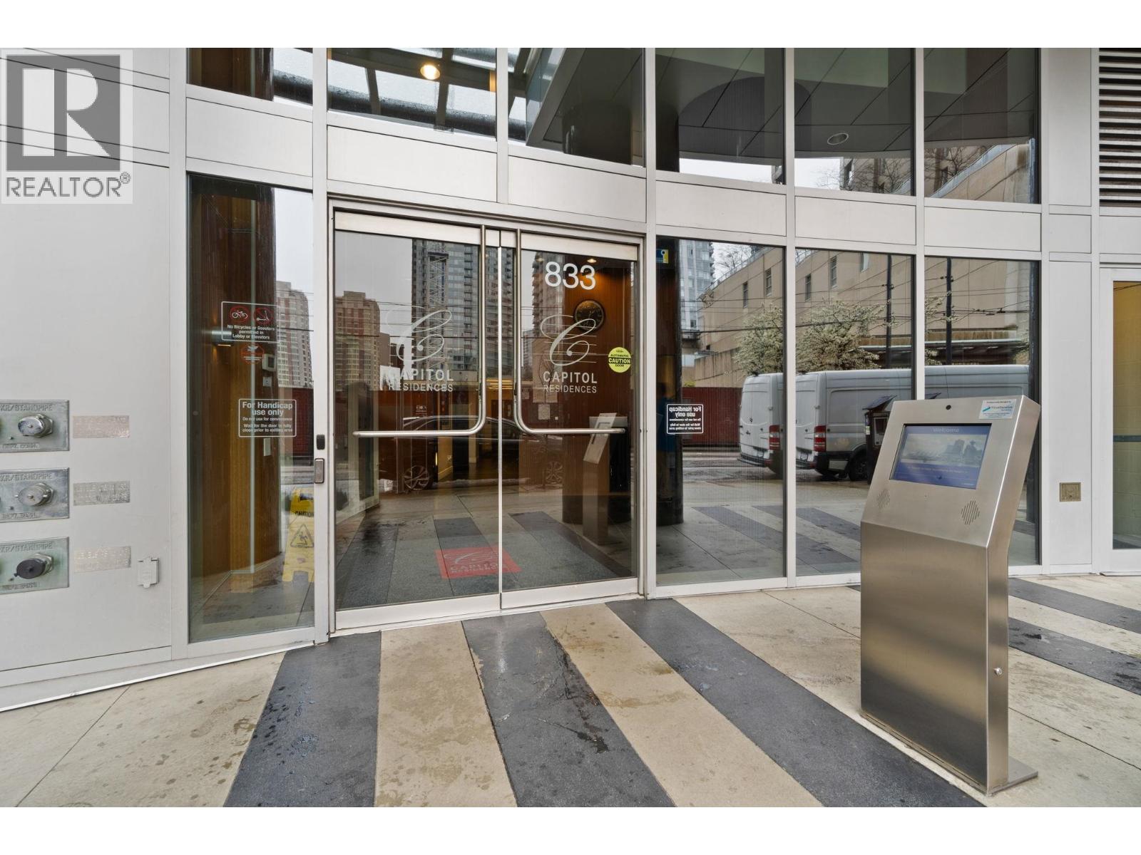 3104 833 SEYMOUR STREET, Vancouver