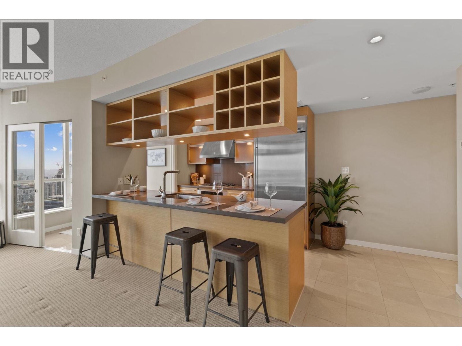 3104 833 SEYMOUR STREET, Vancouver