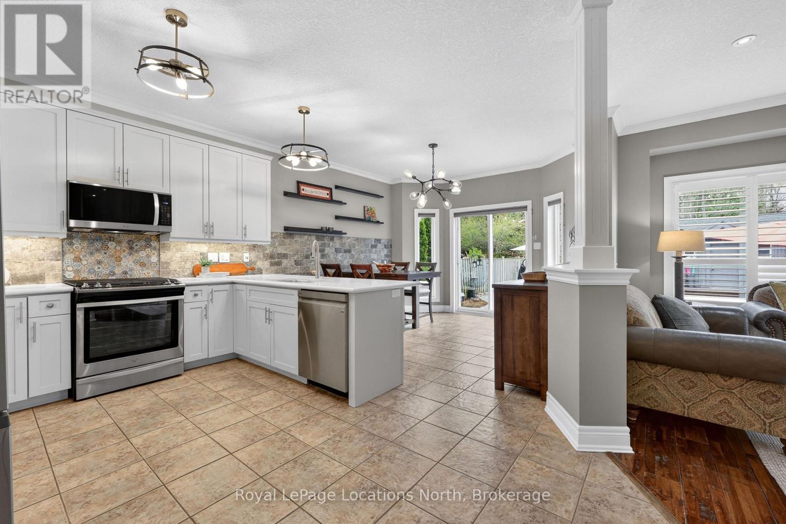 54 WILLIAMS STREET - Image 9