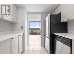1015 - 30 Harding Boulevard W, Richmond Hill, ON L4C9M3 Photo 13