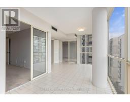 1015 - 30 Harding Boulevard W, Richmond Hill, ON L4C9M3 Photo 15